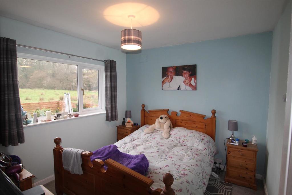 REAR BEDROOM 1