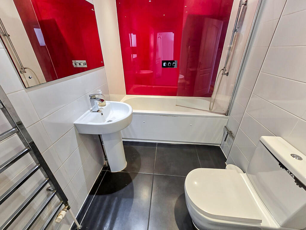 Bathroom (2)