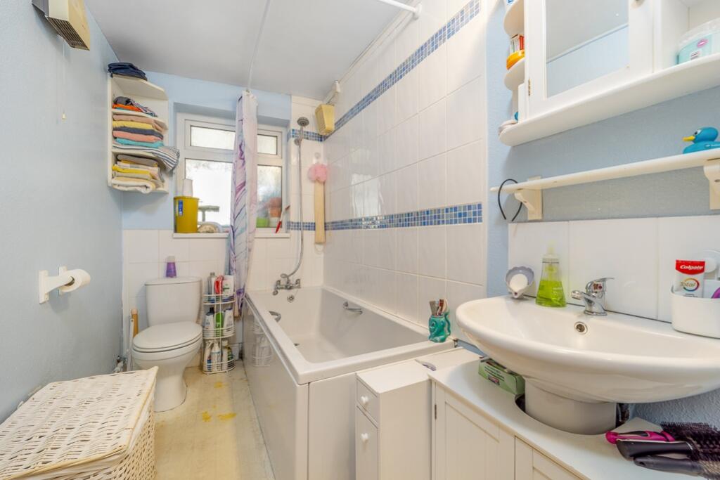 12 Boston Road (Kirton)-17