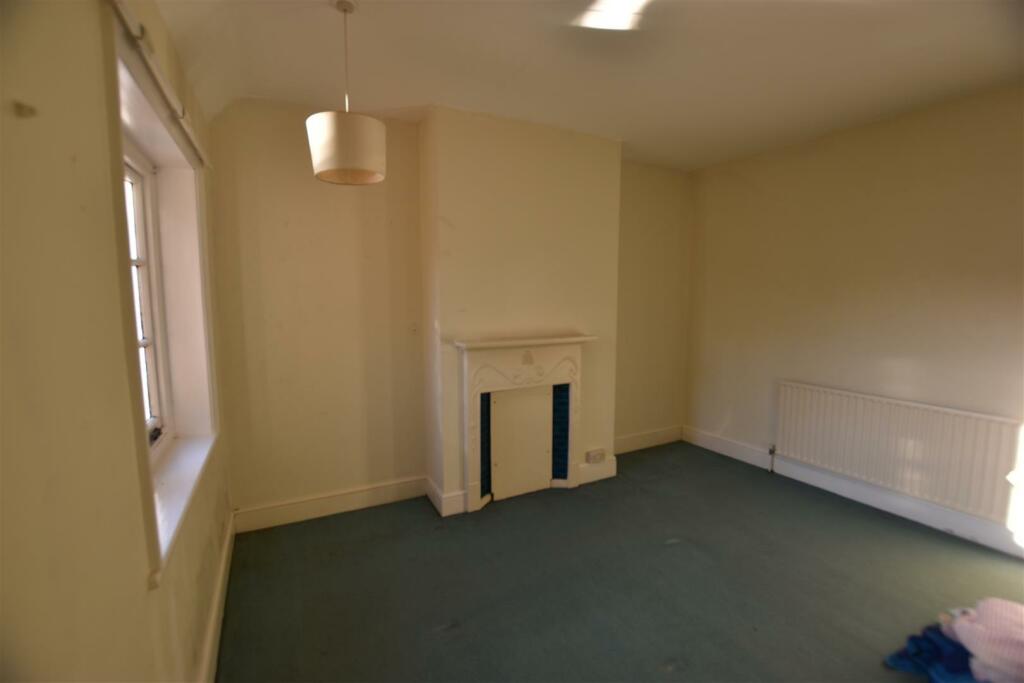 Bedroom.JPG