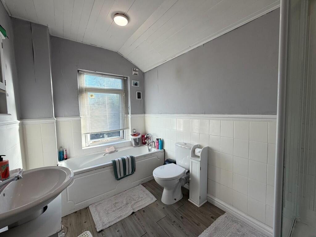 processed-1F35E57...