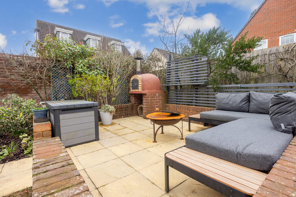 A11 - 28 Veysey C...