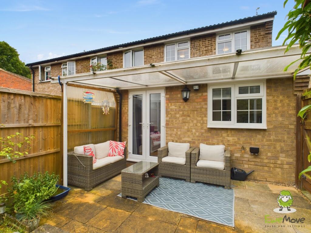 CAM03778G0-PR0086-STILL006