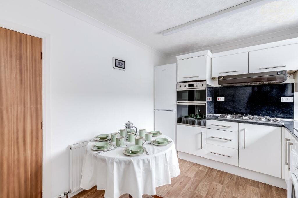 Dining kitchen 