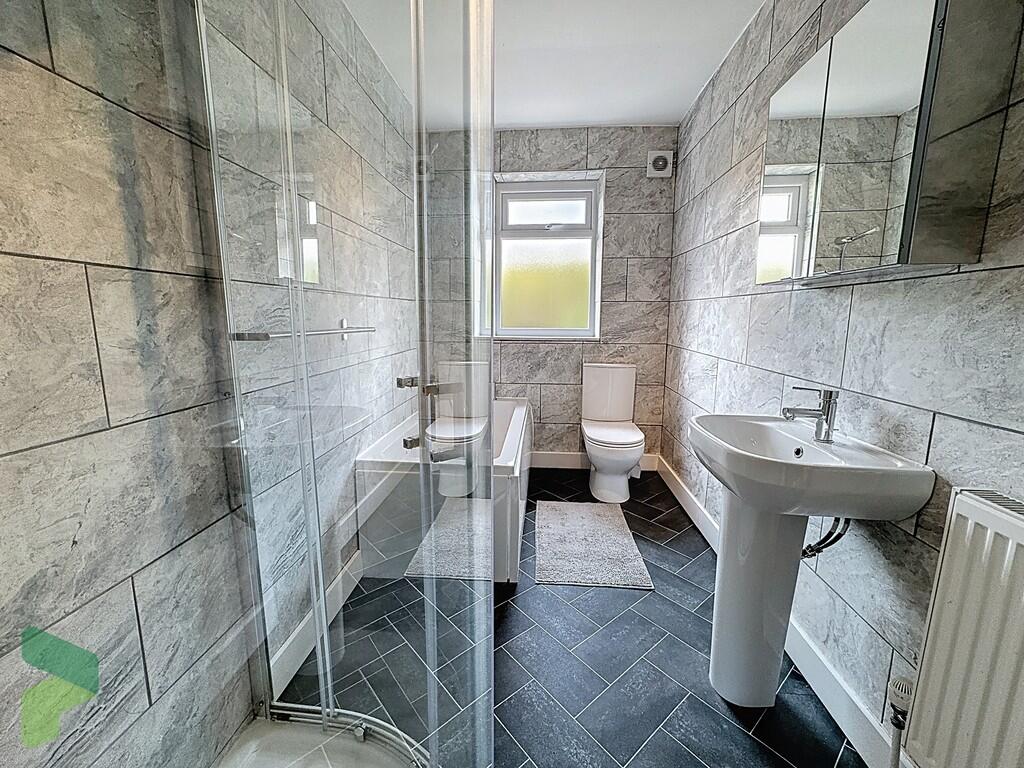 Family bathroom