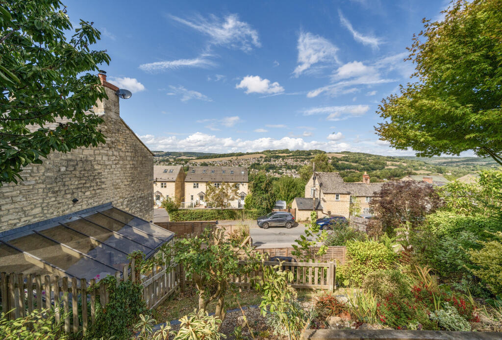 1345667-7-68ade32...