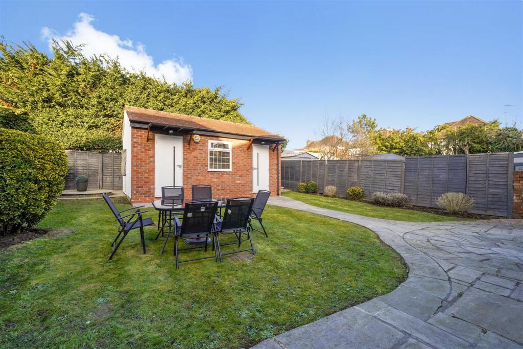 12 Grendon Gardens - NnGaupJ2WZncseDvyOM6.jpg