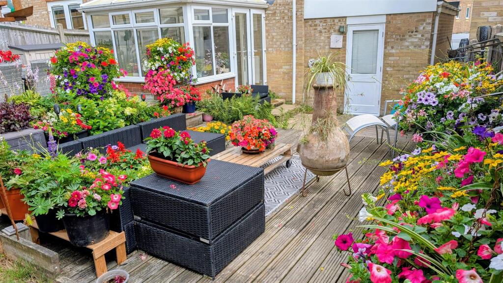 9040f2d6-fdf9-4e03-96e8-51f3e7c4a66b~1 (1).jpg