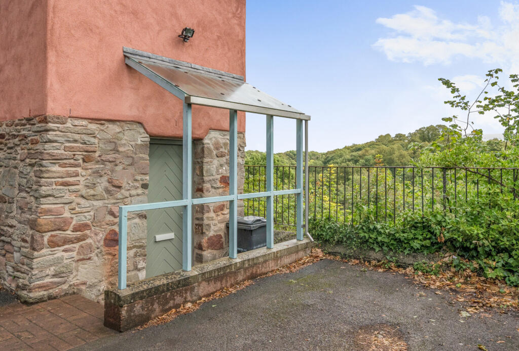 1349247-20-68b975...