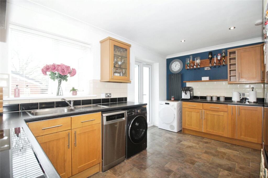 Fitted Kitchen