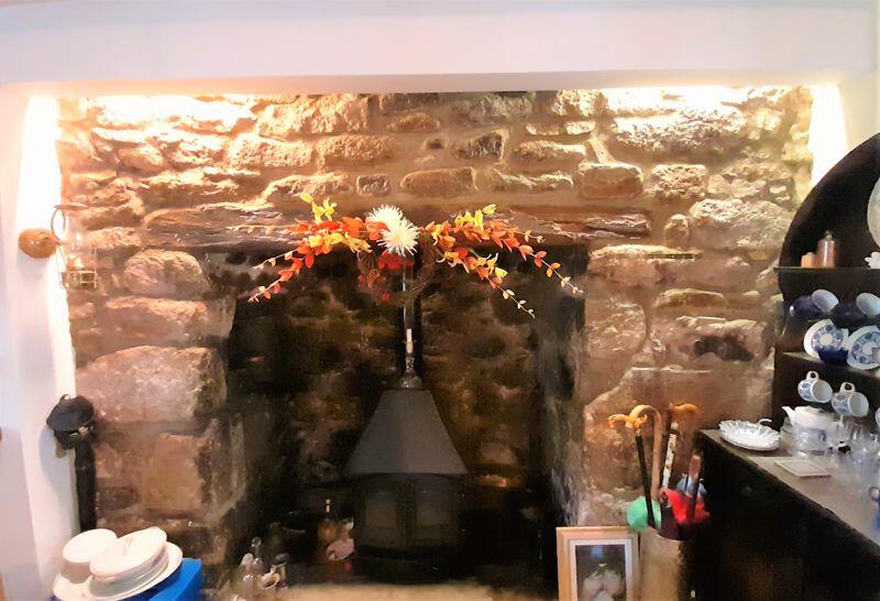 Fireplace with Clome Oven
