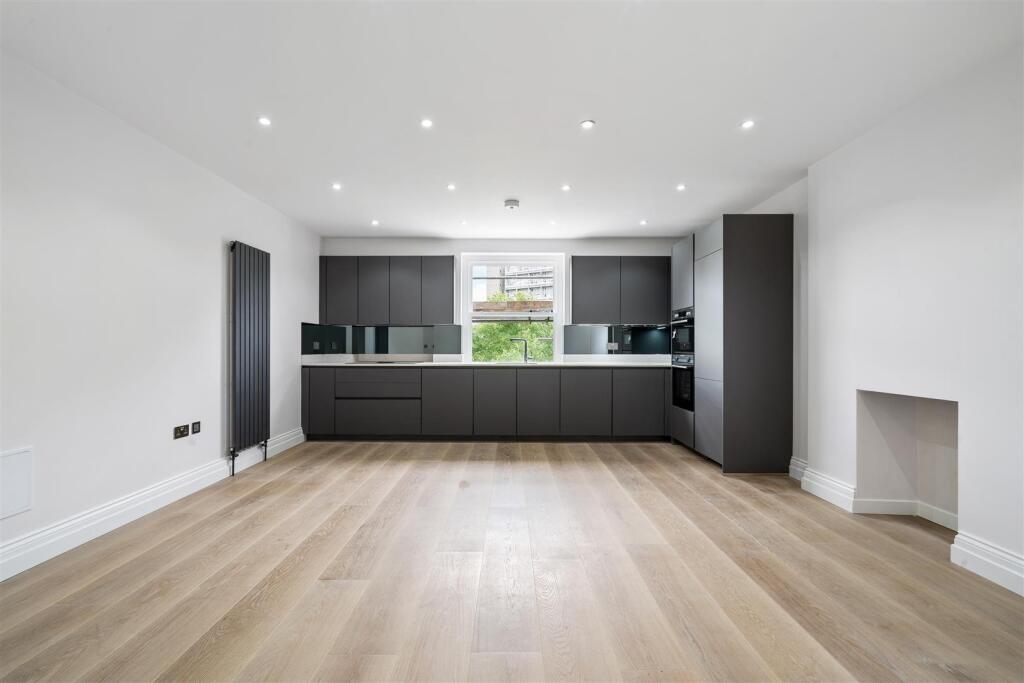 Flat 8, 129 Hamilton Terrace NW8 9QR-No Watermark-