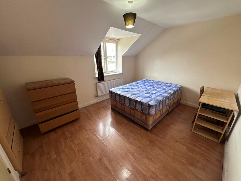 bedroom 2- TFRD 0...