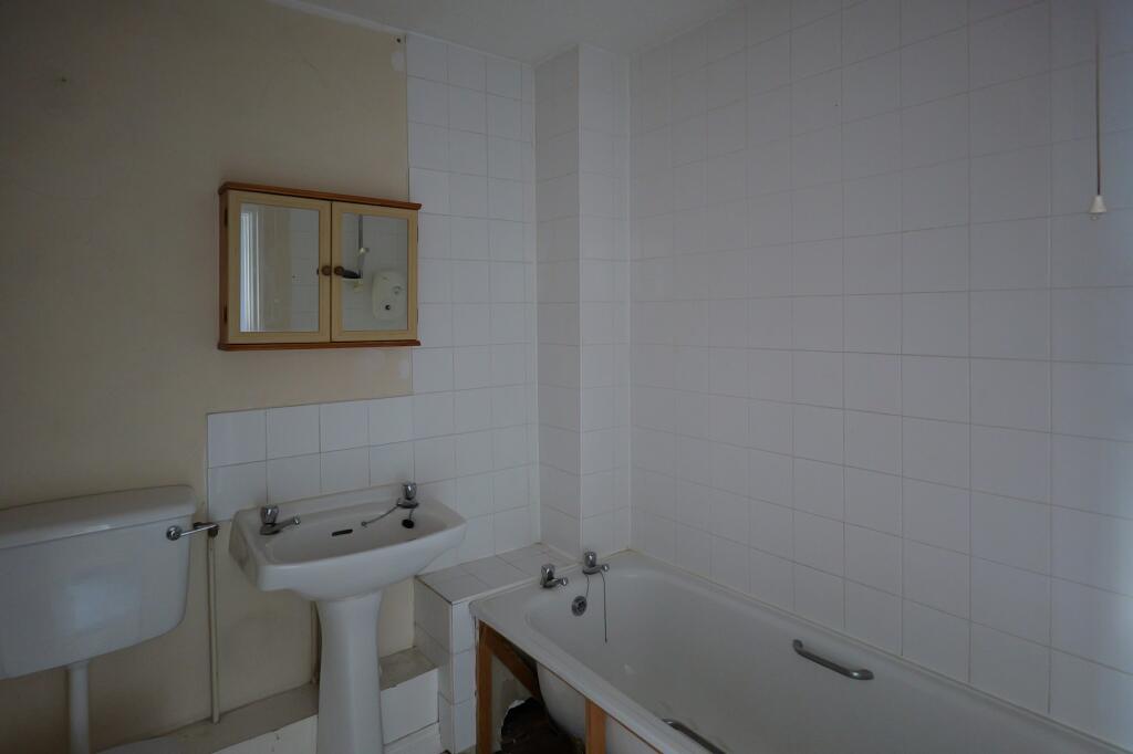 16 Horseshoe End, Newbury, Berkshire, RG14 7XE