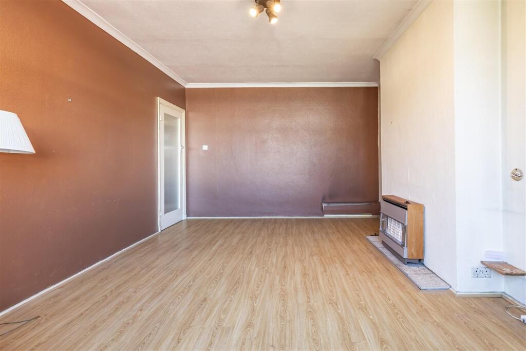 15 HeathDrive (7).jpg