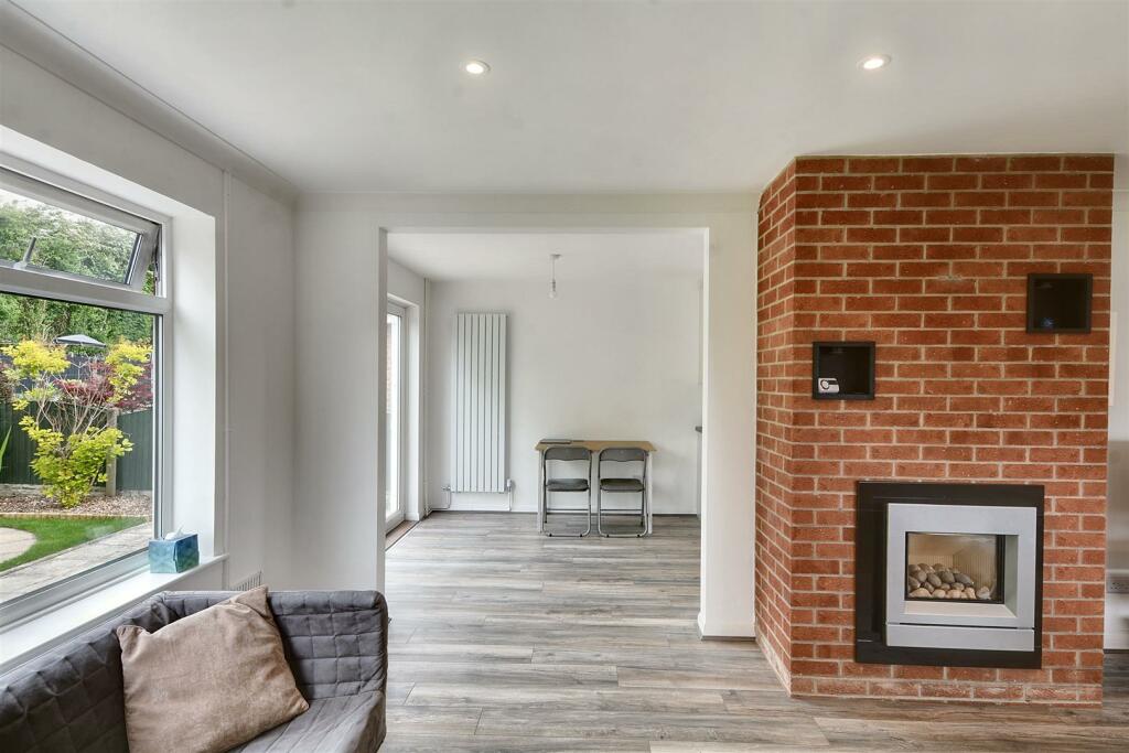 DSC_5855kitchen diner lounge.jpeg