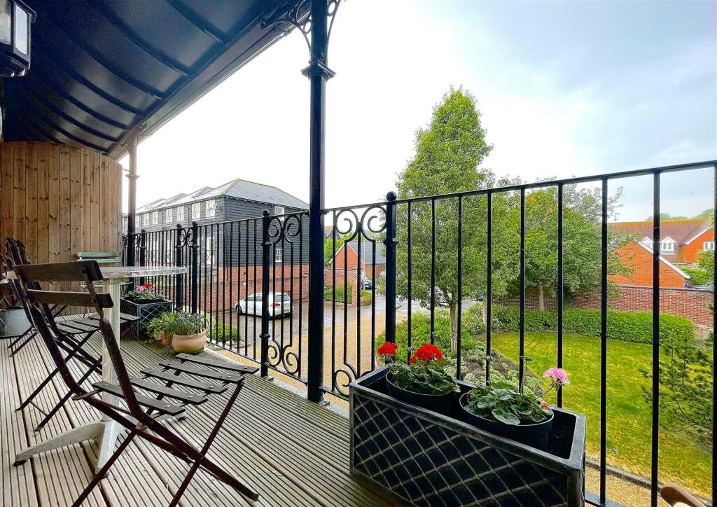 balcony.jpg