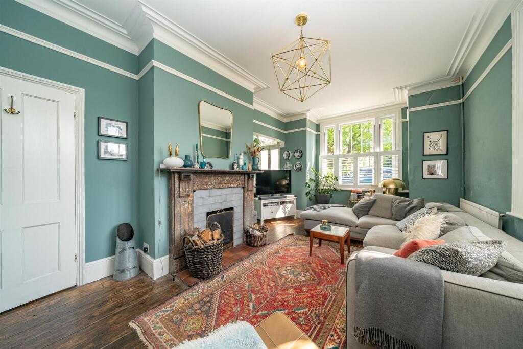 Front reception room