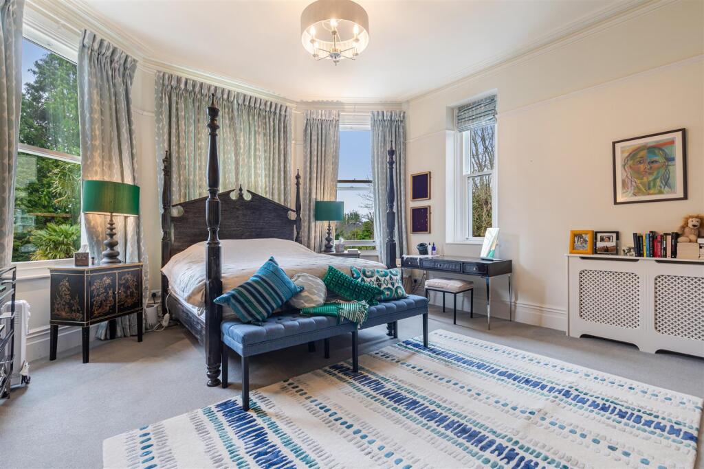 A35 - Chelston, Seaham Hall, Solsbro Road - 230405