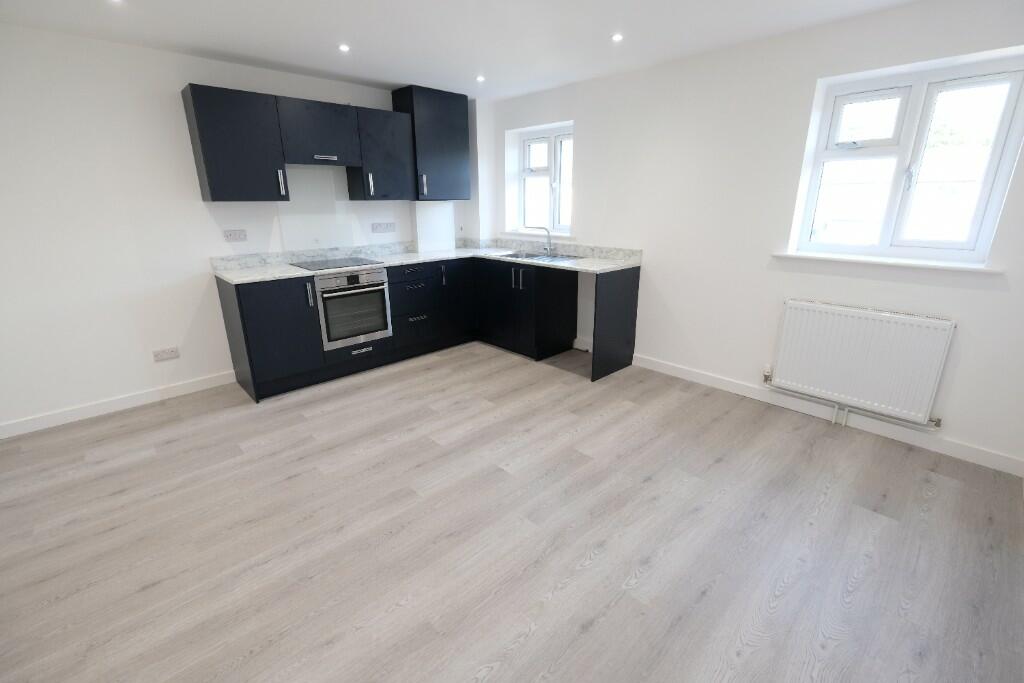 OPEN PLAN ROOM