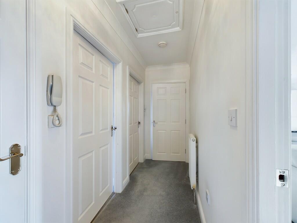 CAM02060G0-PR0256...