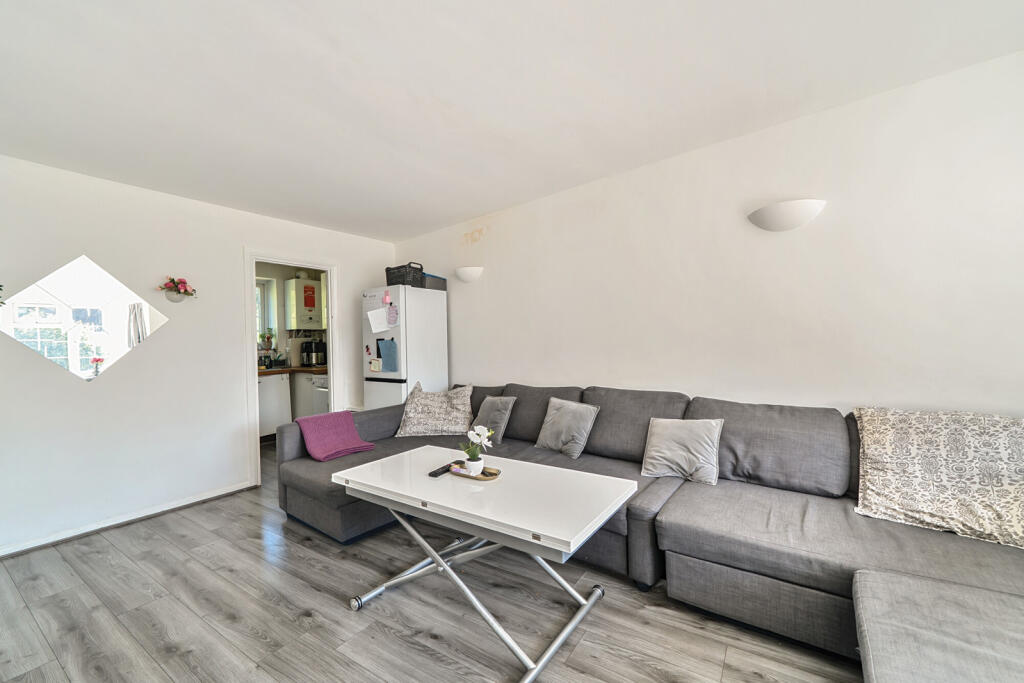 1334047-12-6891cd...