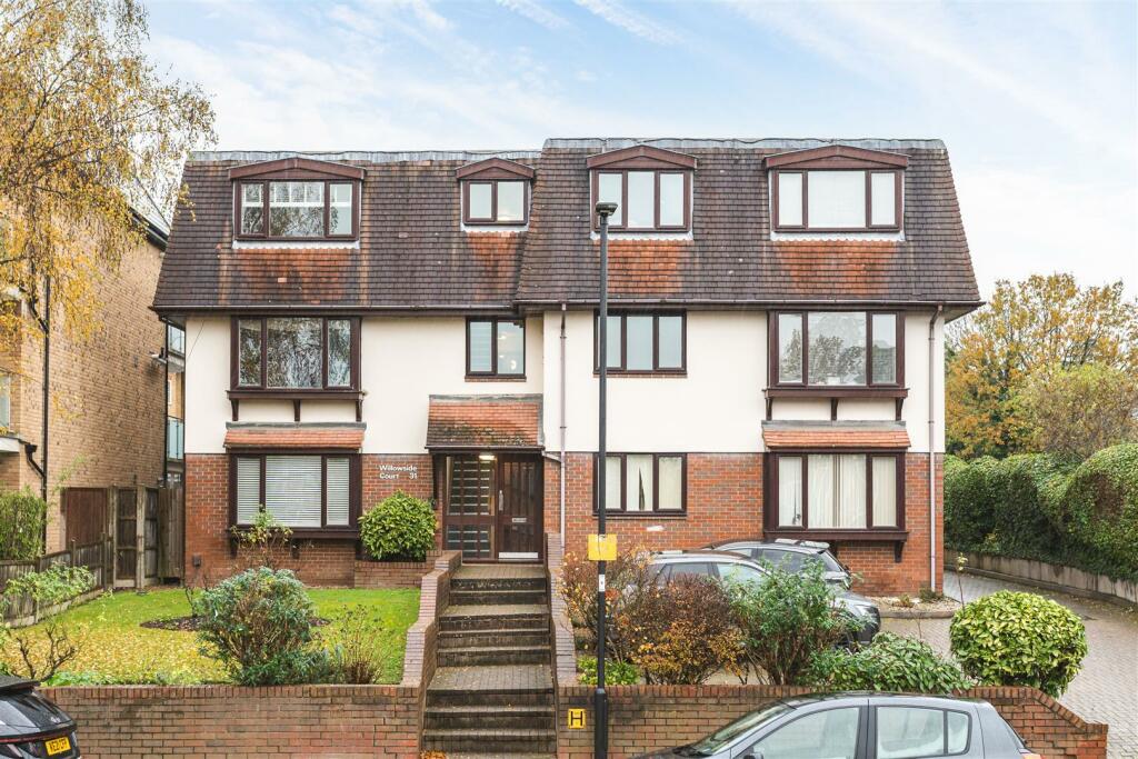 2 Willowside Court-14.jpg