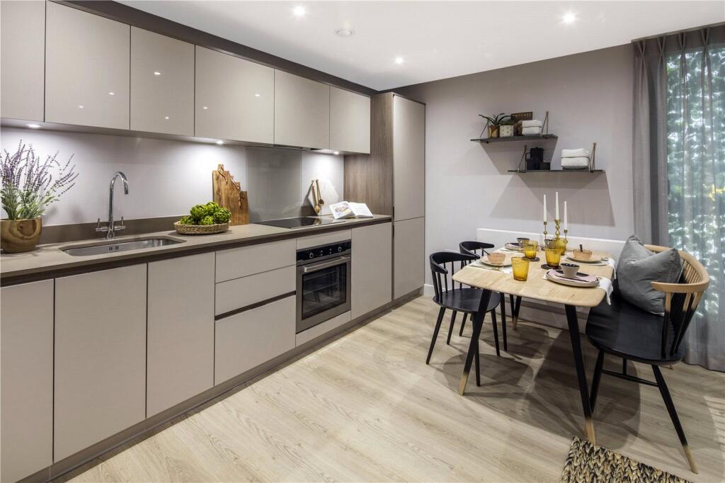 Show Apartment