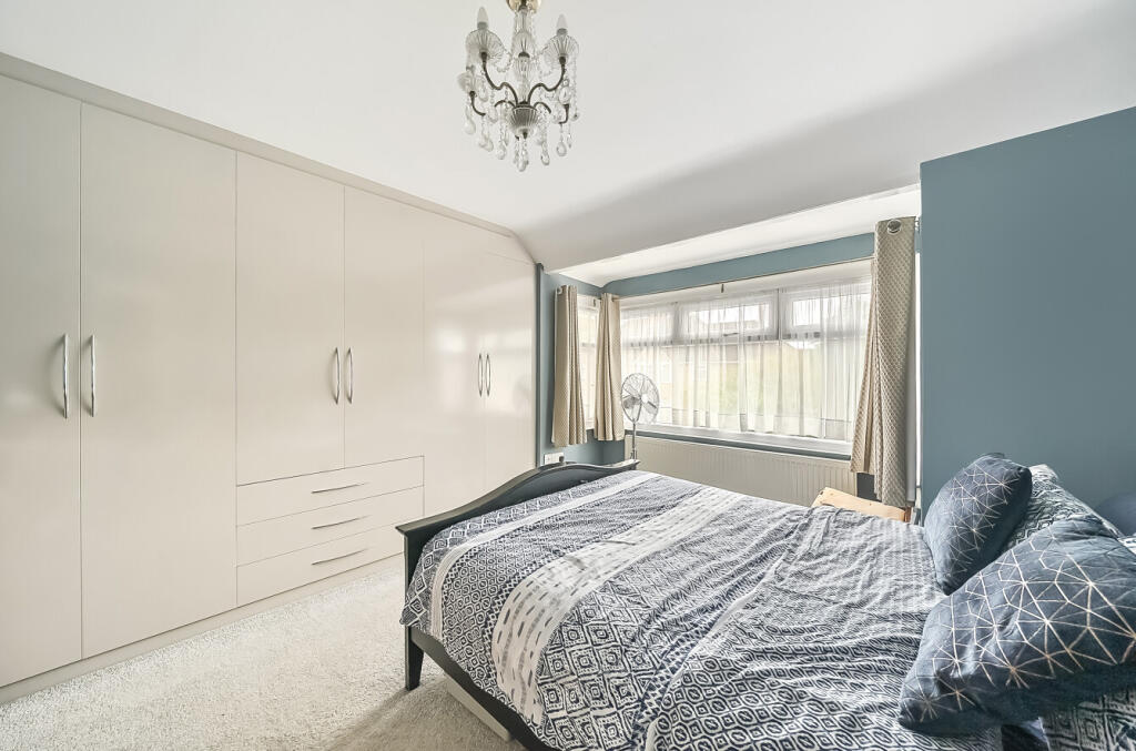 1302252-20-683f1d...