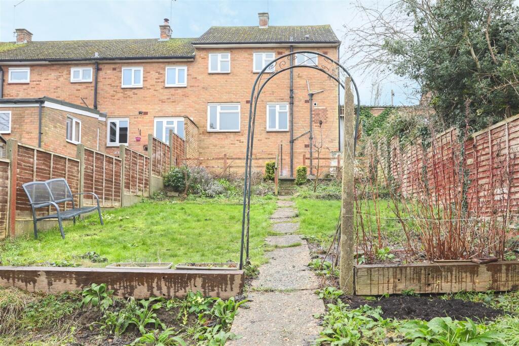 garden 2.jpg