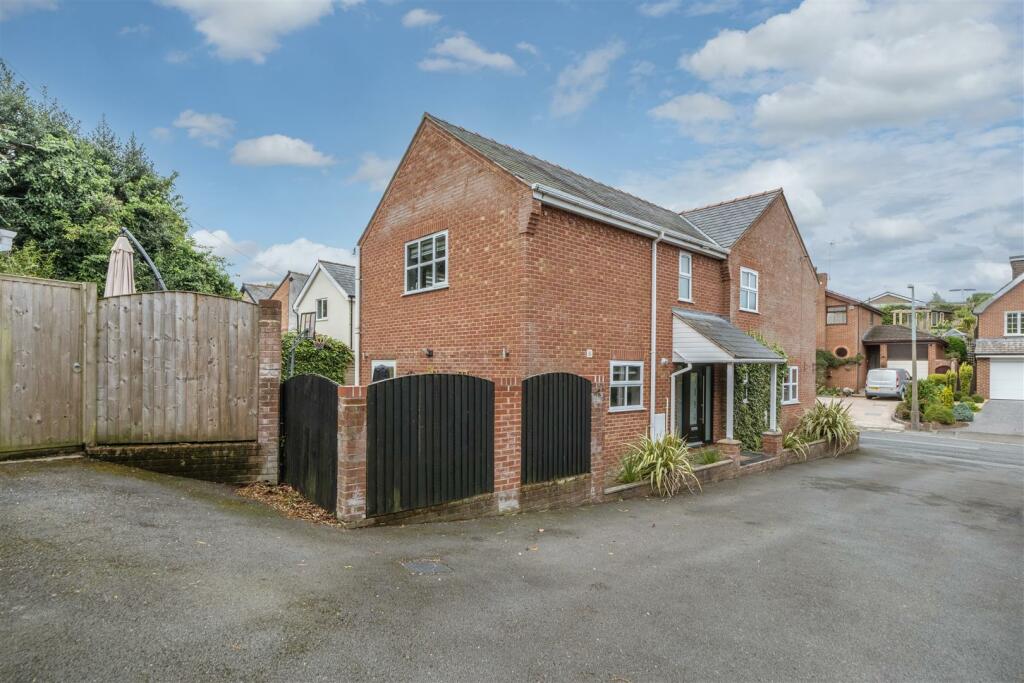 3 Spring Mews-056.jpg