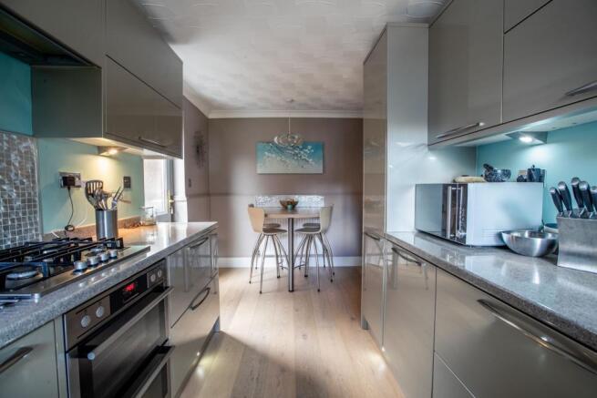 1511039486471img040000max656x437