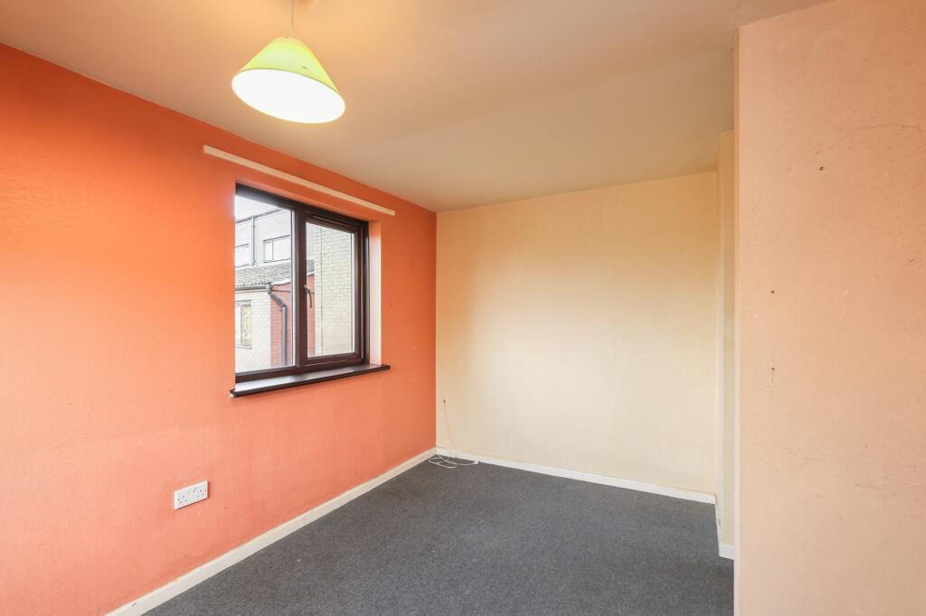 Flat 68, Quartercroft, Pyramid Close, Weston Favell, Northampton, NN3 8DP