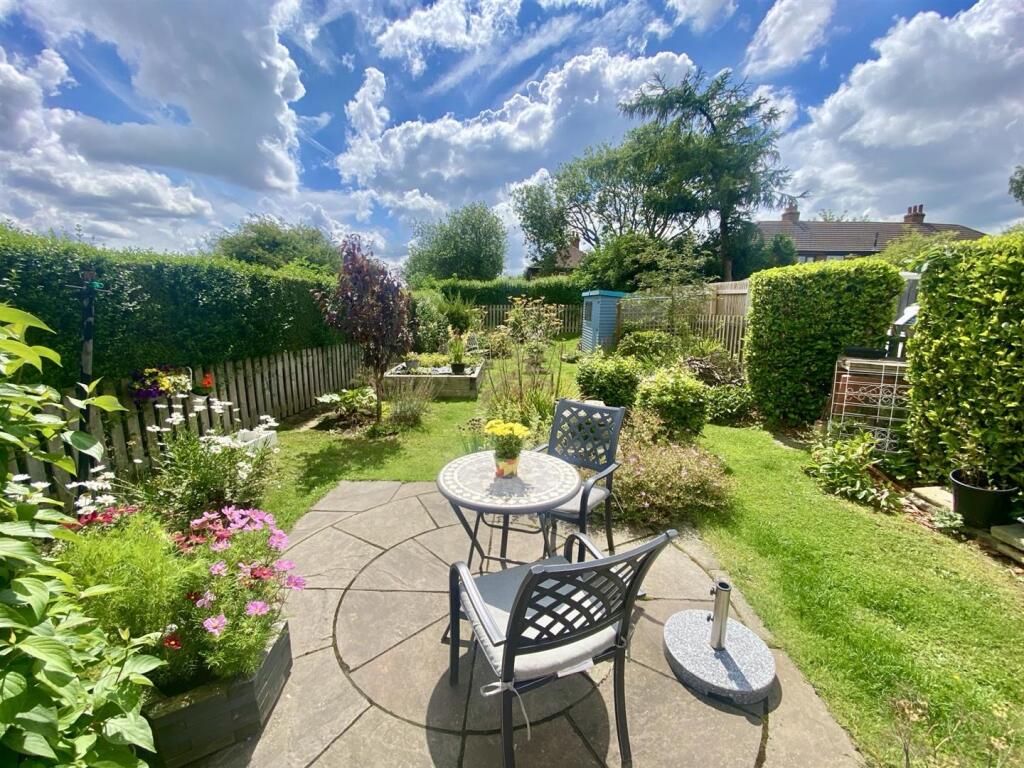 Bramleys Estate Agents - Scopsley Lane - Mirfield 