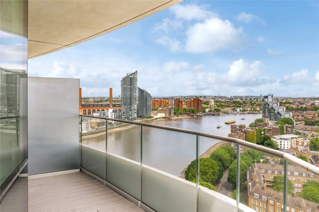 Balcony/ River View