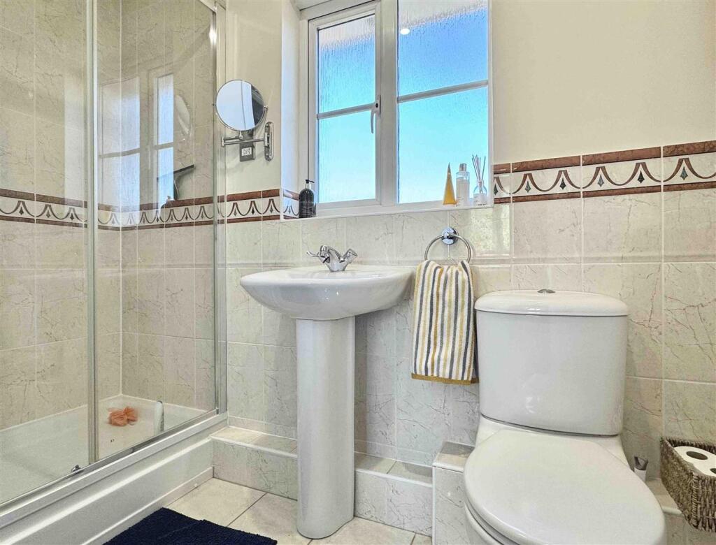 En-Suite.jpg