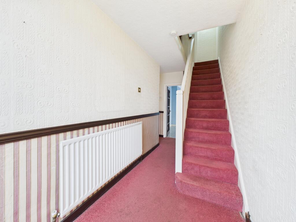 CAM05192G0-PR0172-STILL004