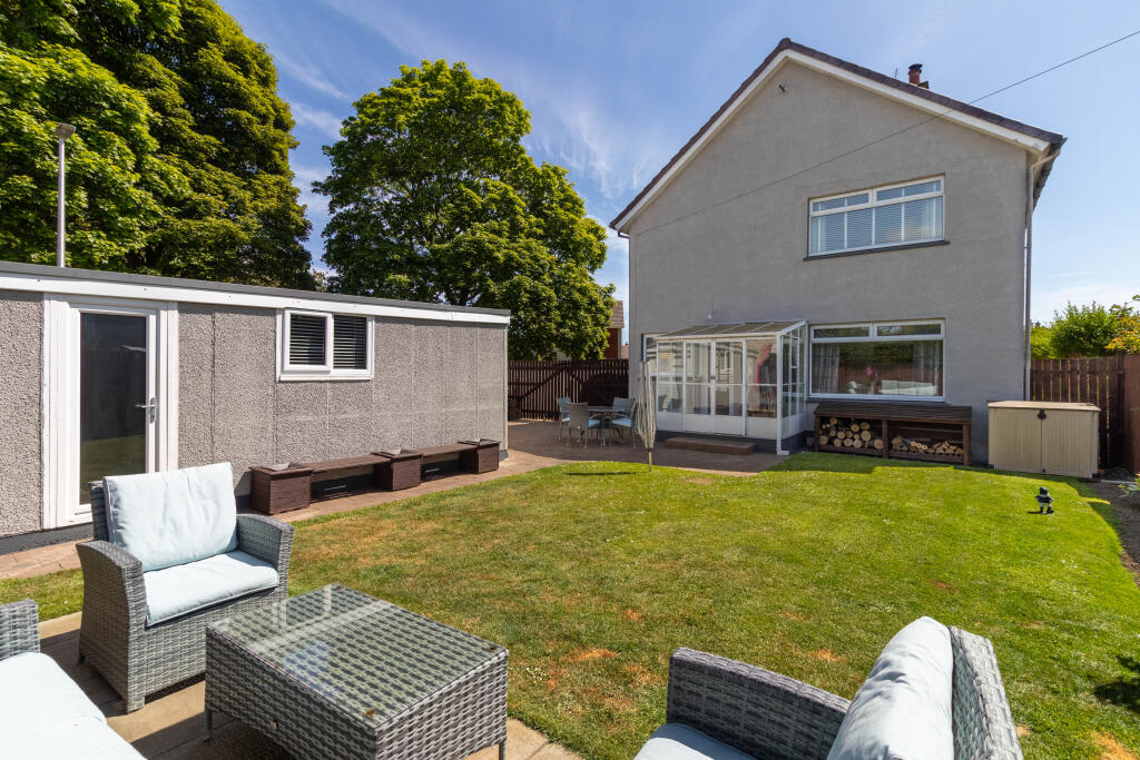 Rear Garden/Rear Elevation