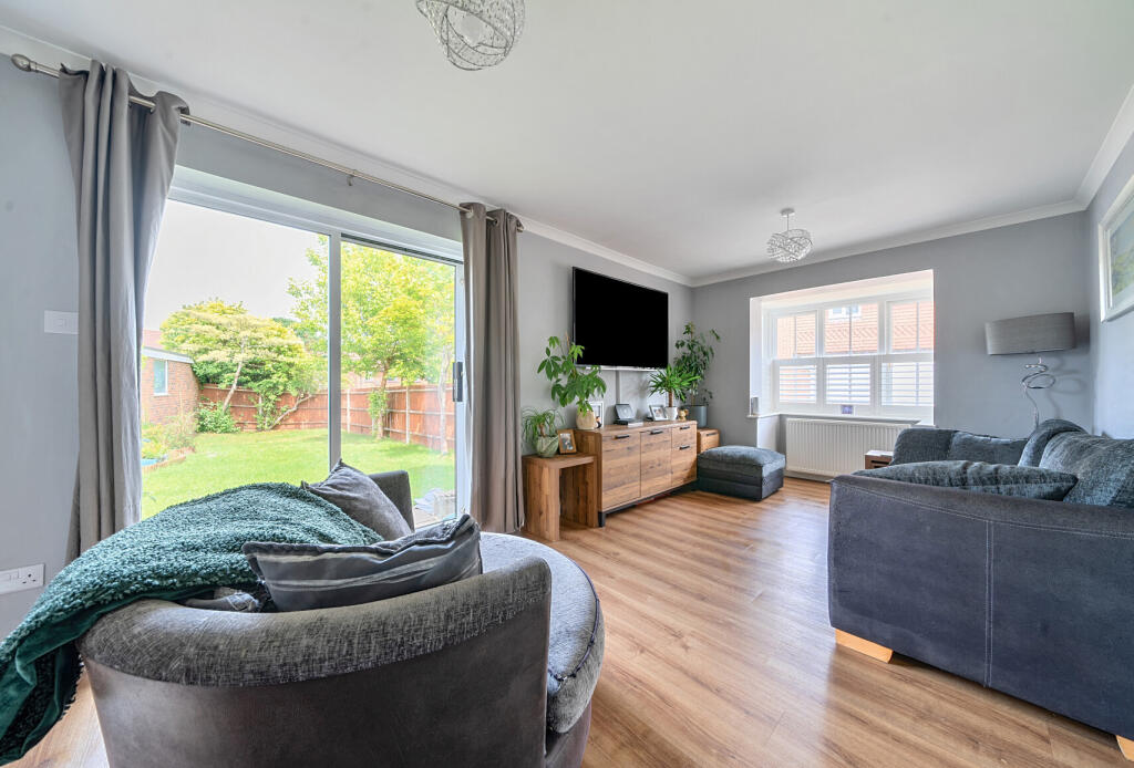 1296810-8-68385ab...