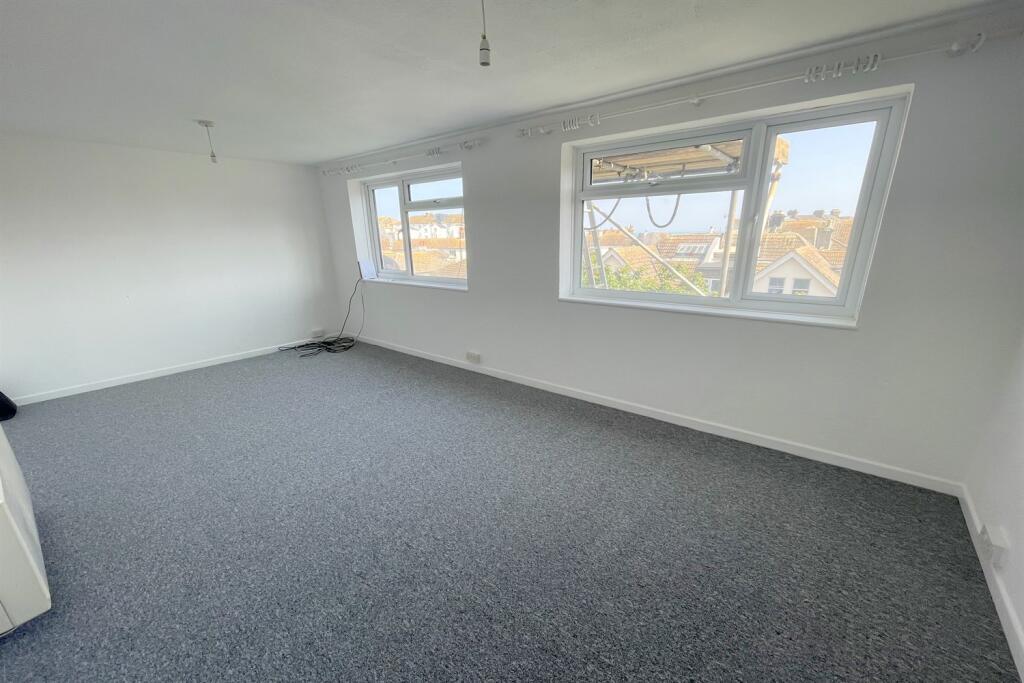 Bedsitting room