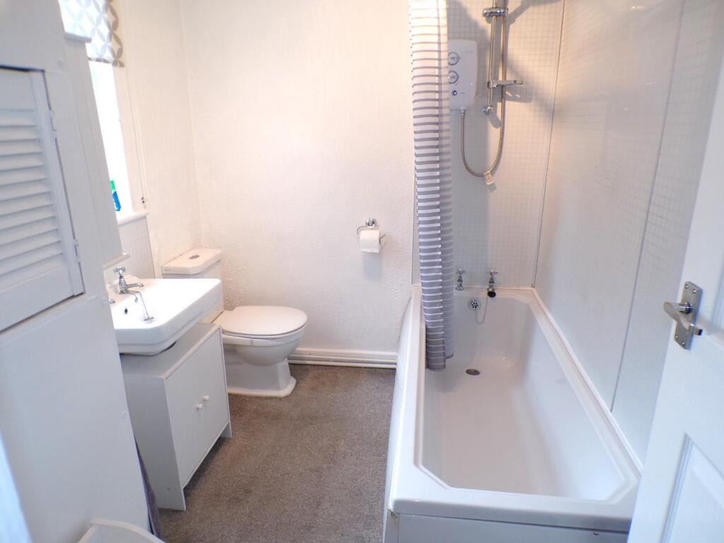 ScotlandStreet28bath.JPG