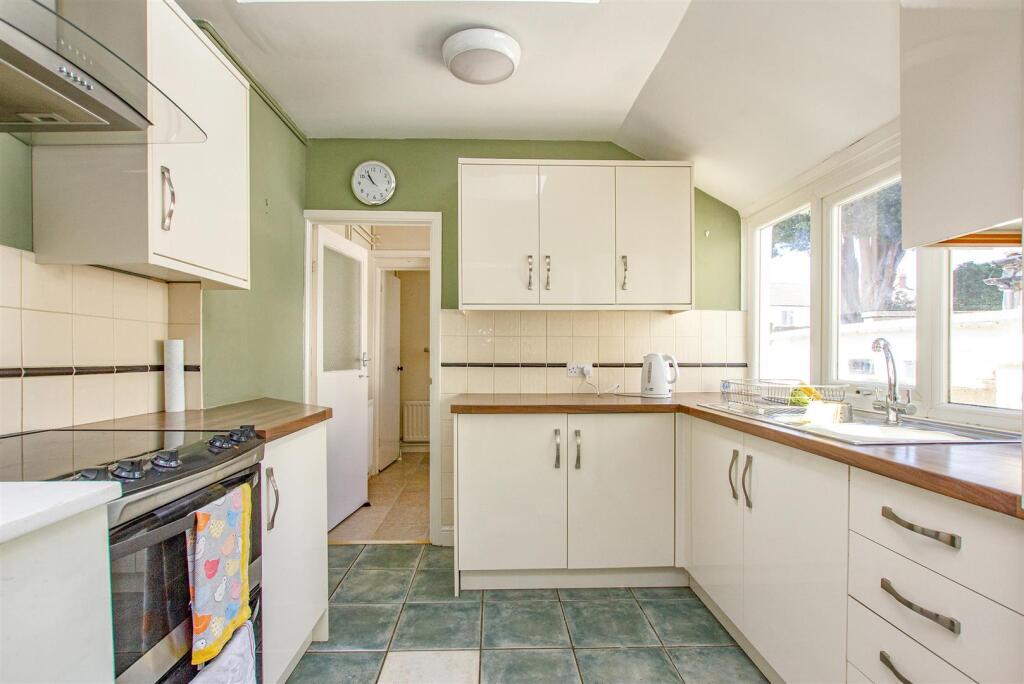 Kitchen/Dining Room