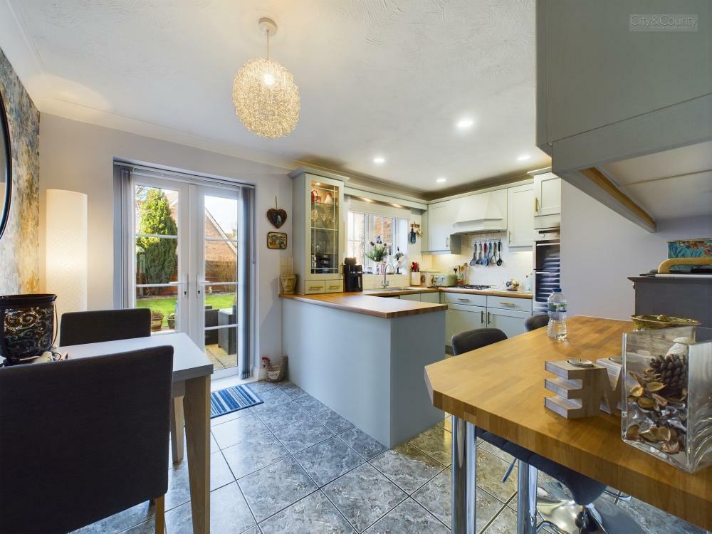 Kichen/Breakfast Room