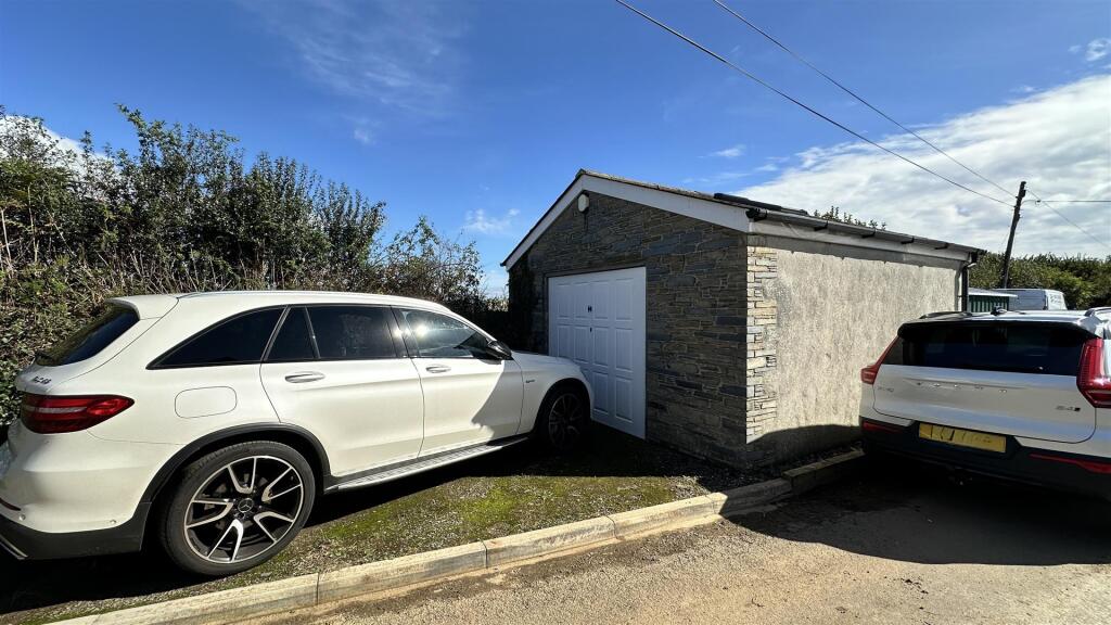 New Garage.jpg