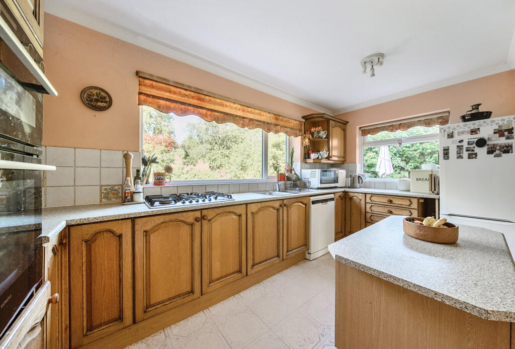 25-682386f6881e0-...