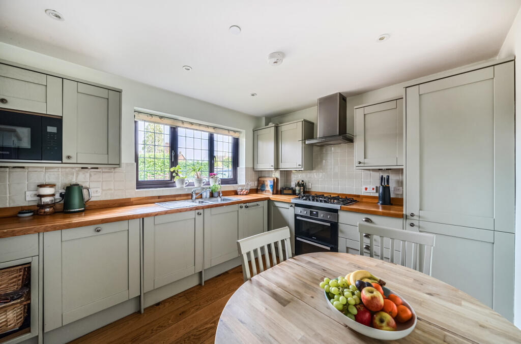 1363477-8-6903509...