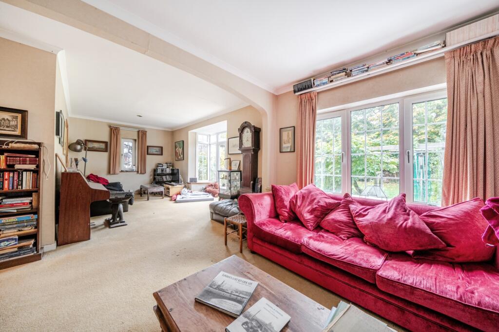 3 Sitting and Dining Room