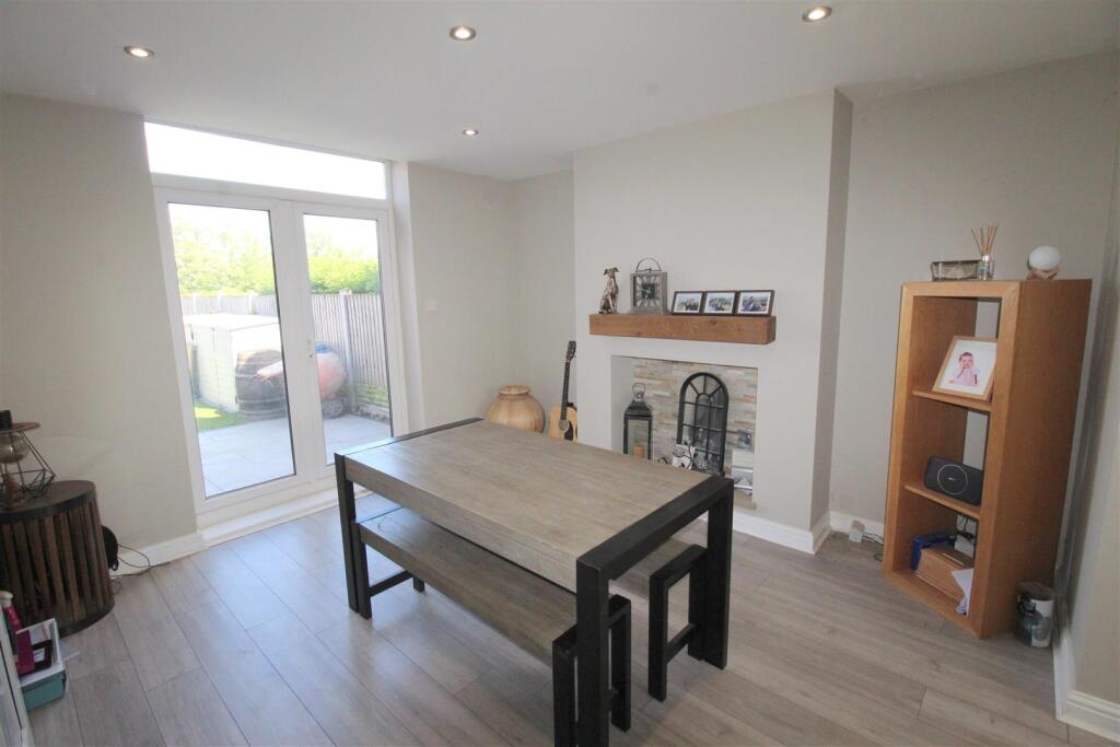 Church Road, 275, dining room.JPG