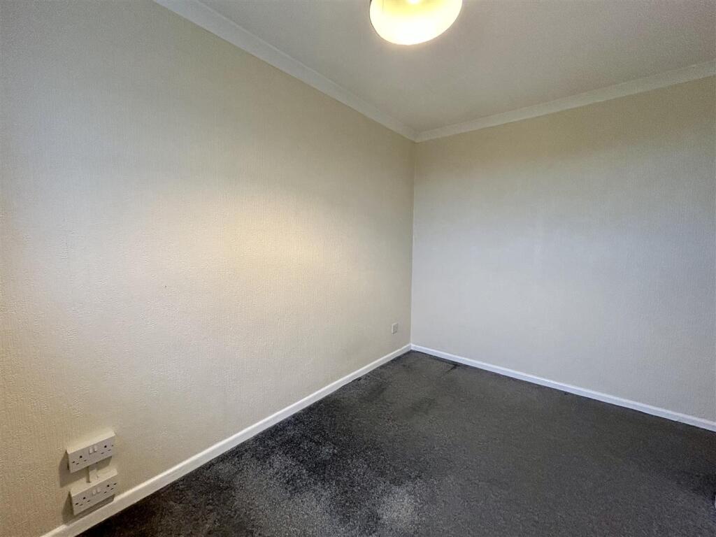 Bedroom 2.jpeg