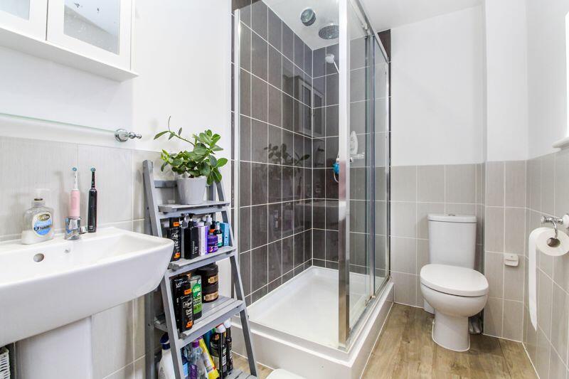 Bedroom One En-Suite